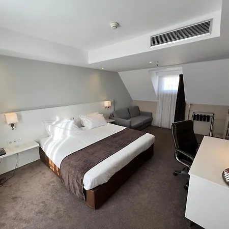 Hotel Paris-auteuil By Ihg Parigi