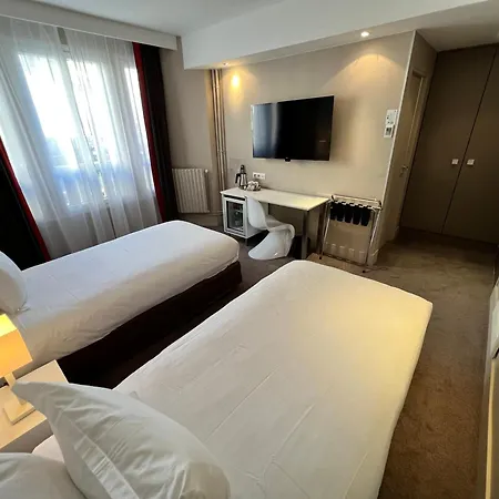 Hotel Paris-auteuil By Ihg Parigi
