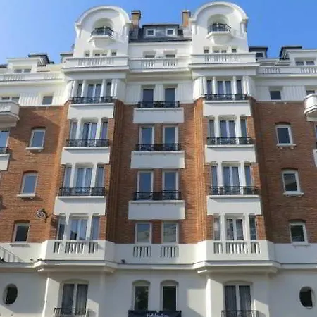 Paris-auteuil By Ihg Hotel Parigi